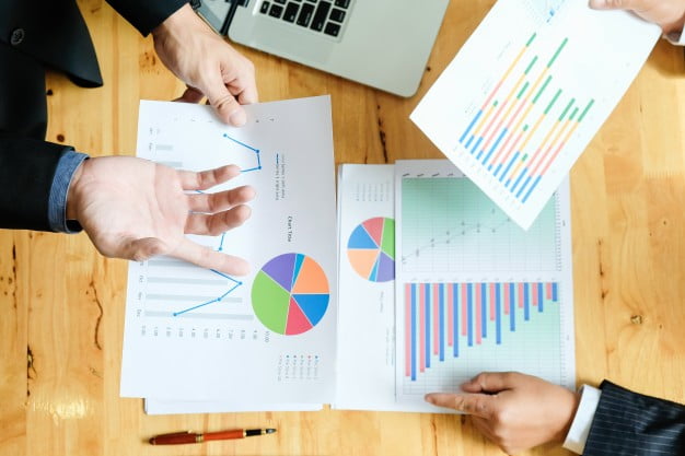 How to use prescriptive analytics? 1 How to use prescriptive analytics?